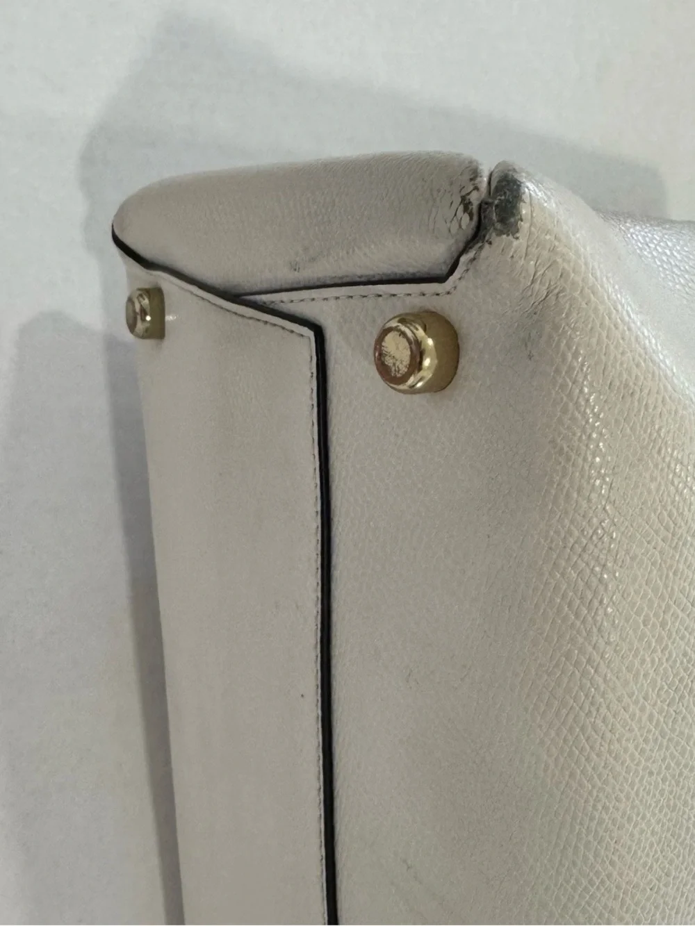 Coach Two-Tone Black and Cream Leather Tote-needs a touch of love - Picture 7 of 12